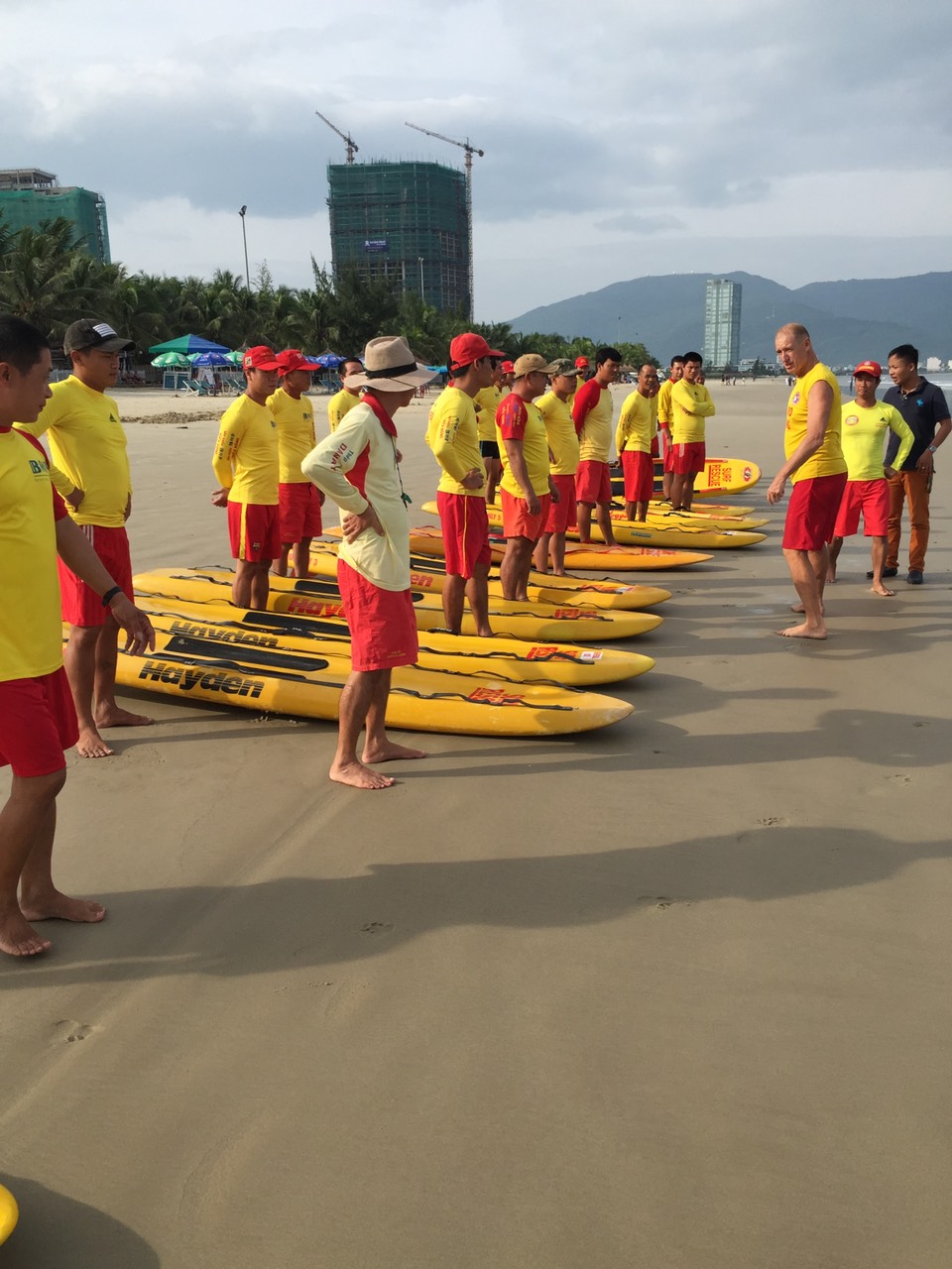 Đội cứu hộ